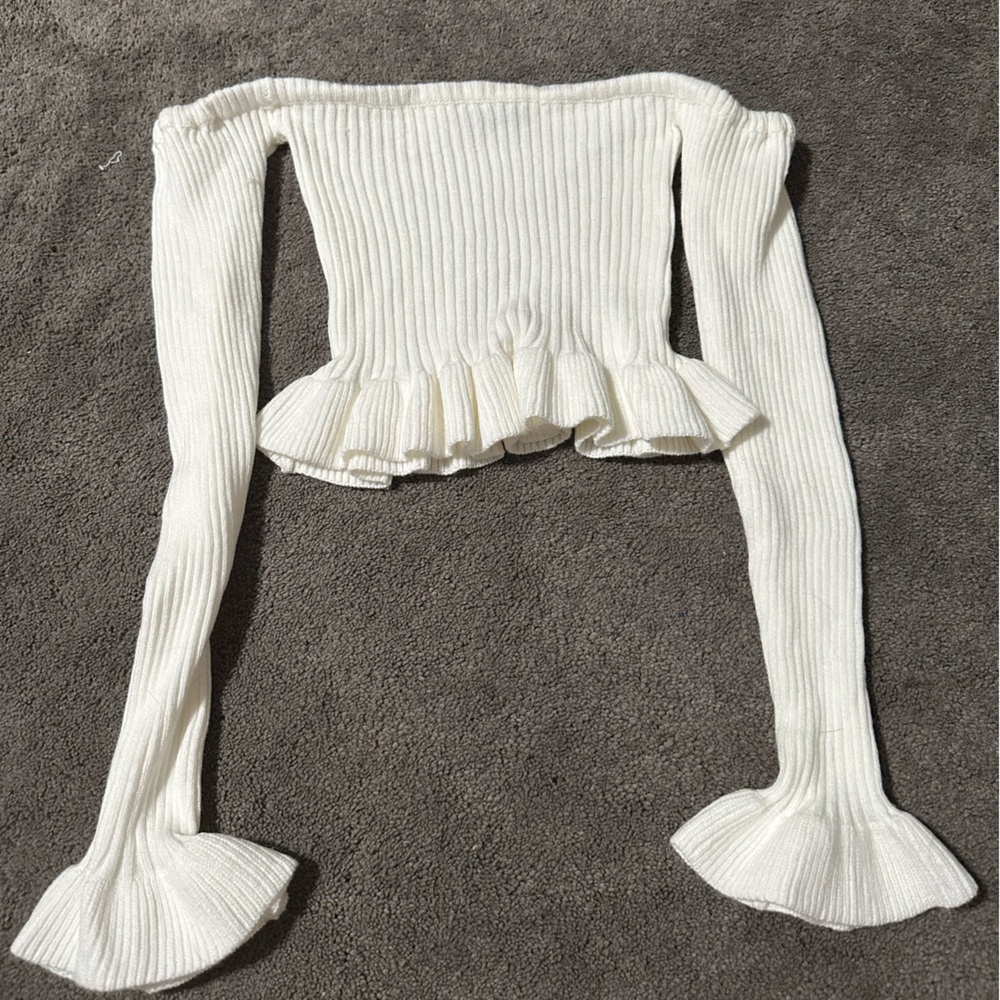 White off shoulder sweater